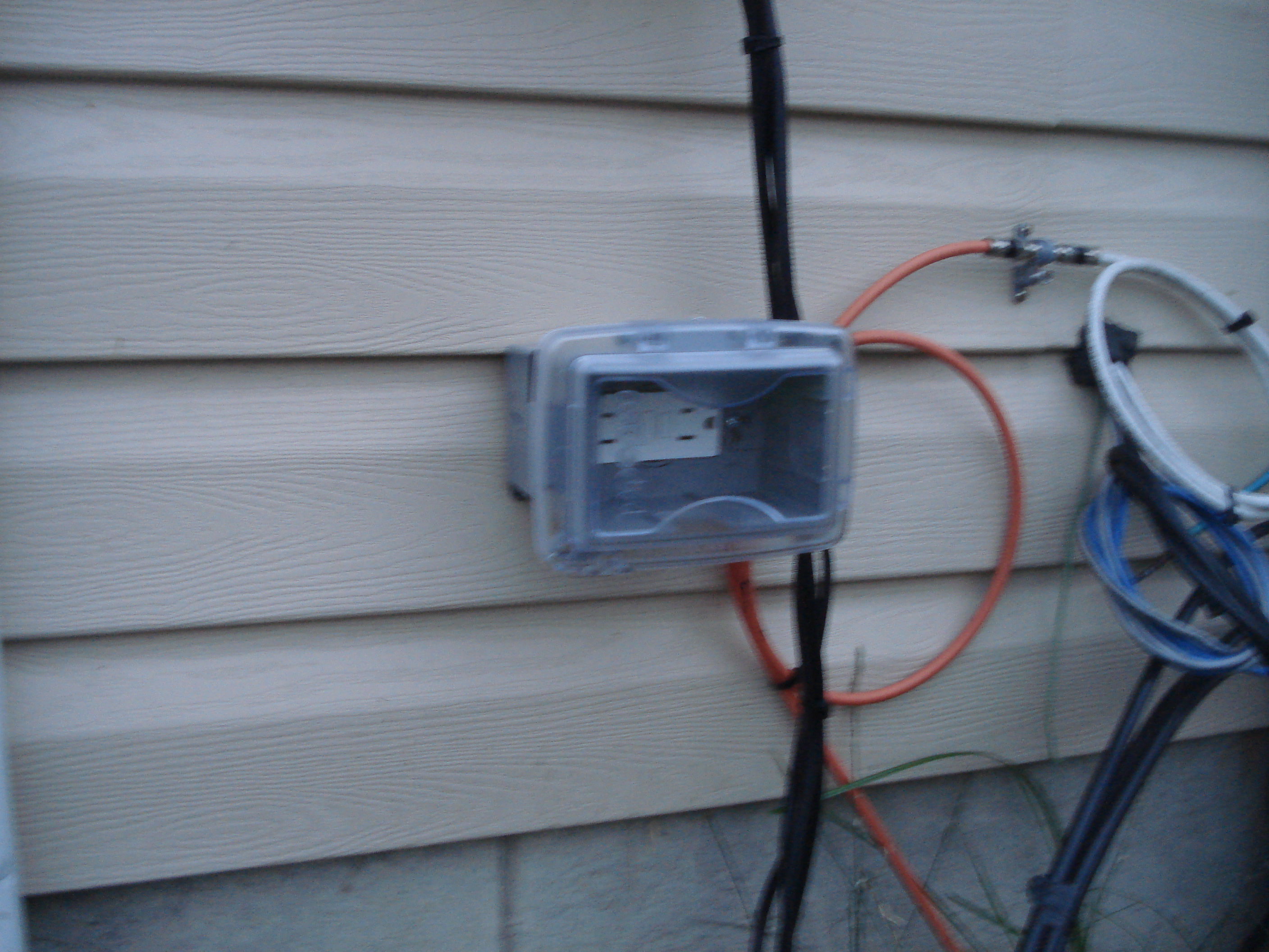 How to Add an Outdoor Outlet With an Existing Circuit