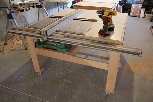 completed table saw table